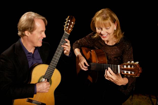 AmorosoGuitarDuo
